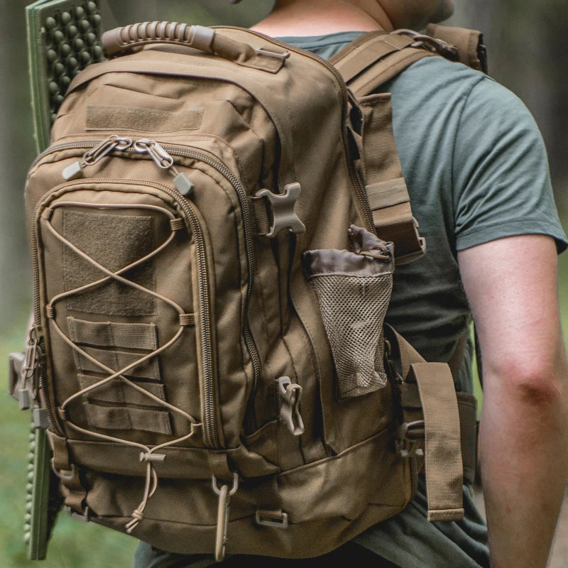LQARMY Large Capacity Tactical Backpack For Outdoor Hiking Travel