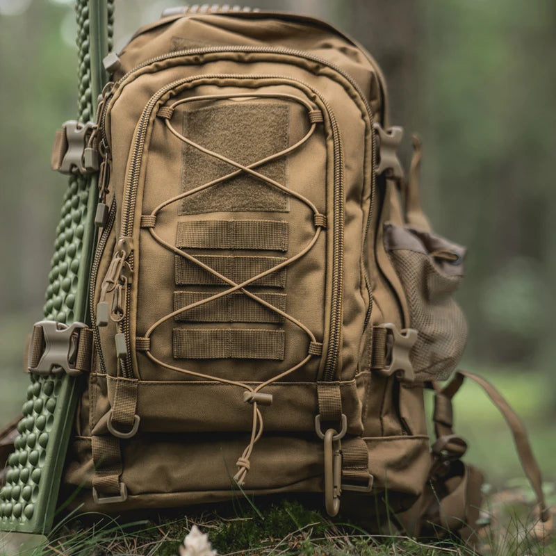 LQARMY Large Capacity Tactical Backpack For Outdoor Hiking Travel