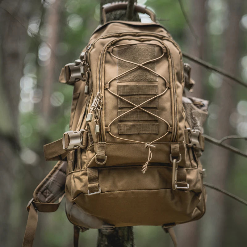 LQARMY Large Capacity Tactical Backpack For Outdoor Hiking Travel